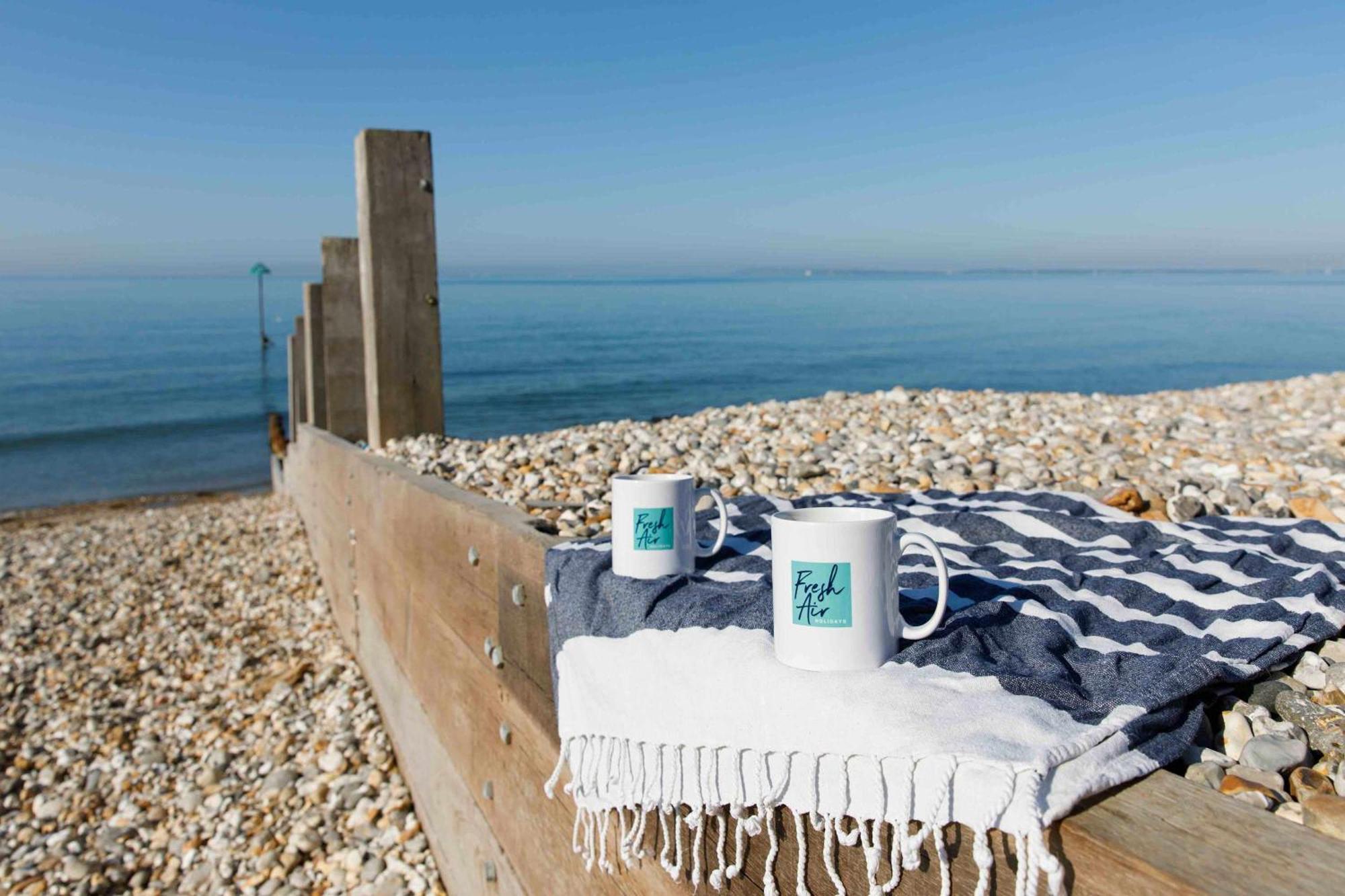 High-End Beachfront Getaway Sea View King Bed East Wittering Exteriér fotografie